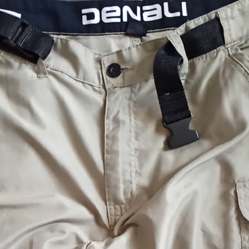 Men's Cargo Shorts - Tan